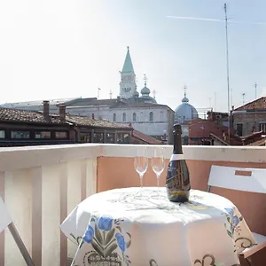  Appartamento Luxury Terrace View Of San Marco Italia