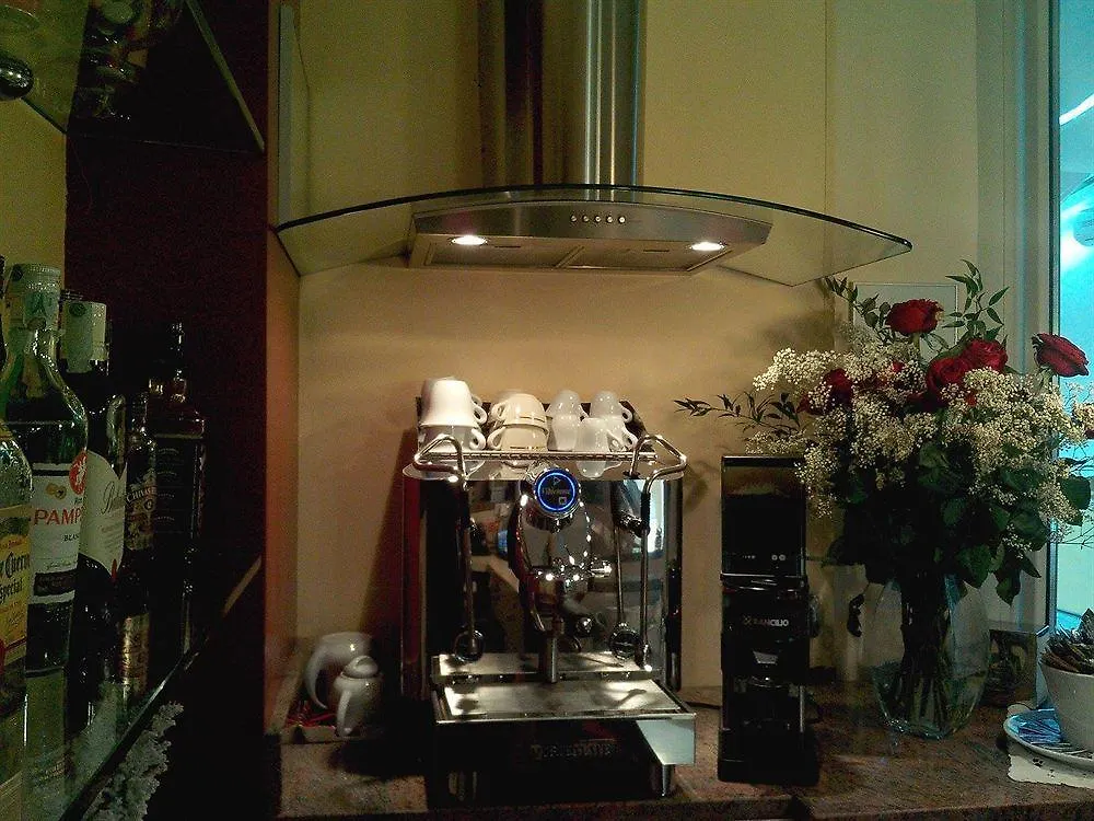 Hotel Due Giardini Milan 2*,  Italy